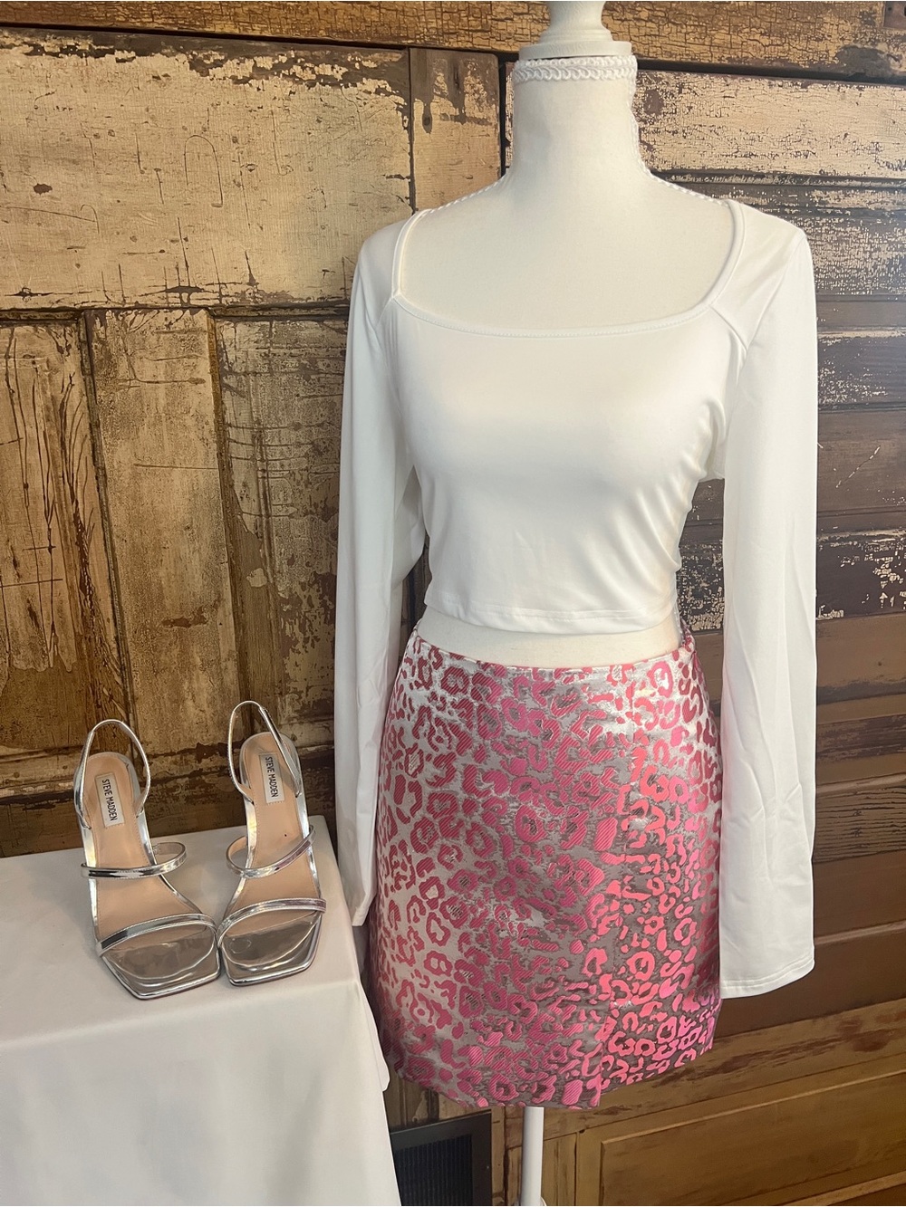 NWT | Glam Pink Metallic Leopard Jacquard Mini Skirt | Size L